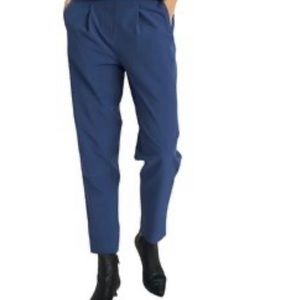Kit and Ace Featherlight pants New with Tags